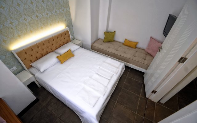 La Brezza Suite & Hotel