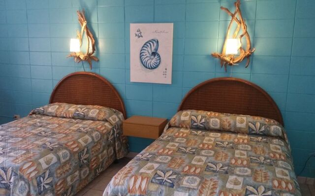 Royal Hawaiian Motel