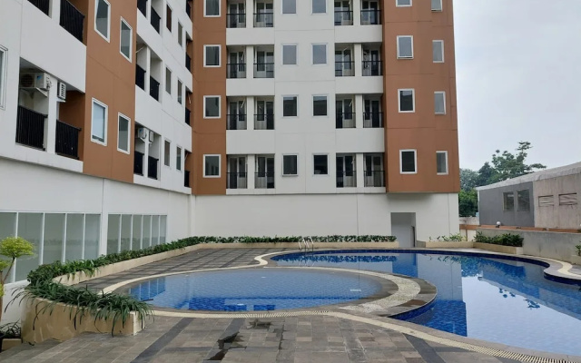 Cozy And Simply Studio Apartment At Urban Heights Residences