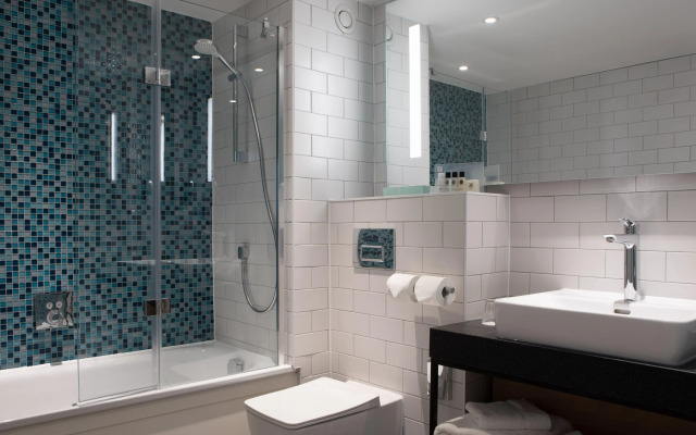 Holiday Inn Bolton Centre by IHG