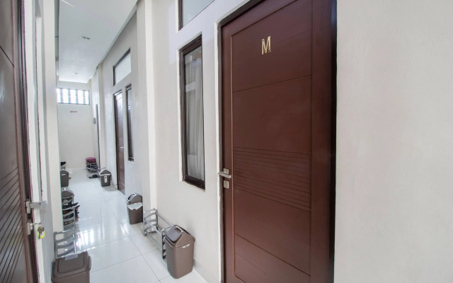 OYO 3253 Sofia Residence Syariah