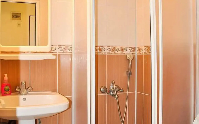 Caner Hotel