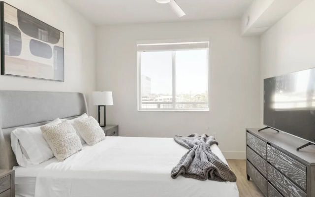 Landing West Palm Beach