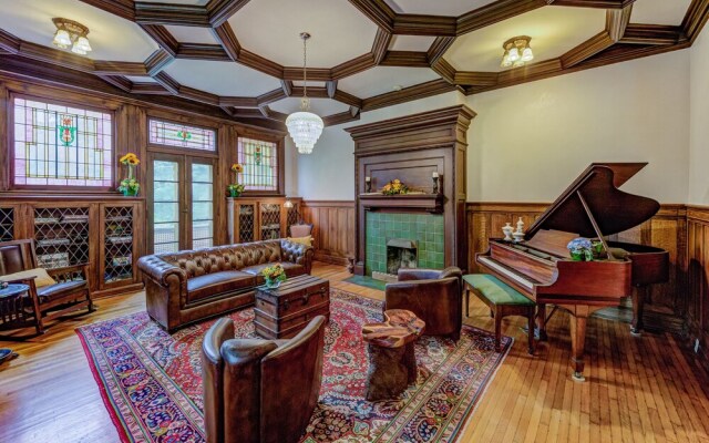 Oak Hall BnB