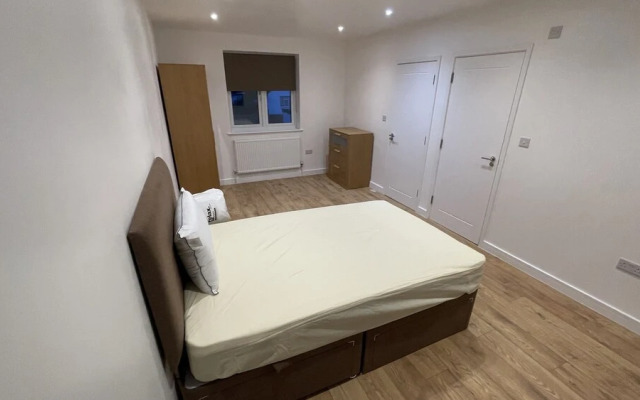 Beautiful 6 Bed House in Bexleyheath