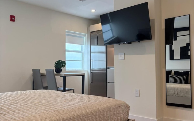 101 Wave Miami Beach