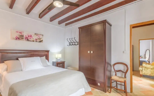 Charming Country House in Esporlas