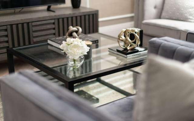 Luxury Georgian City Retreat - Hot Tub - Patio