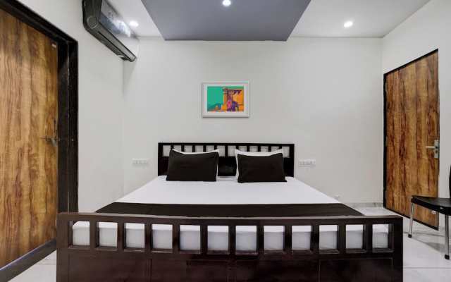 Hotel Ambika, Vadodara