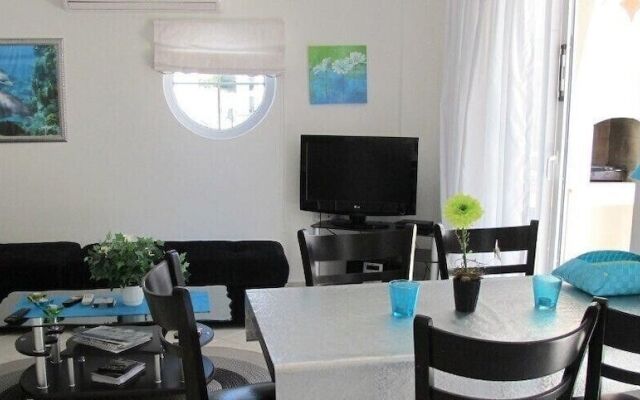 Villa CED1 by JoyLettings