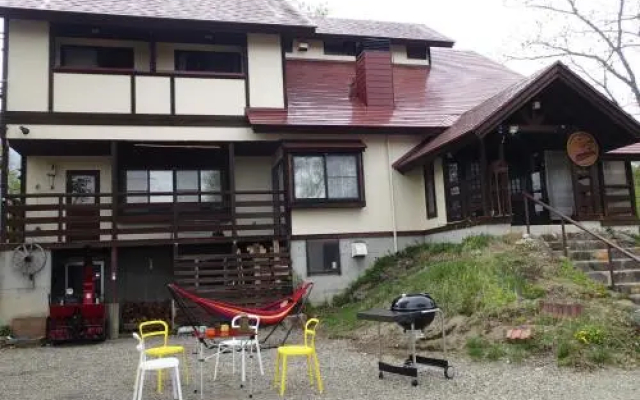Funky Monkey Lodge, Myoko ファンキーモンキーロッジ 妙高