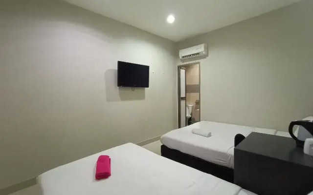 Nice Stay 365 Services by OYO Rooms