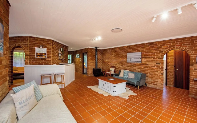 A Fairy Wren Cottage