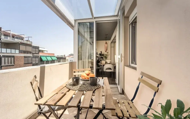 Casoria - 3 Bedrooms and Terrace in Trafalgar