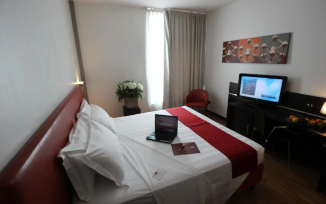 Euro Hotel Residence