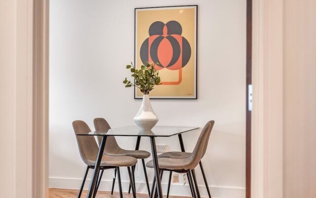 Celador Apartments - Wellington House