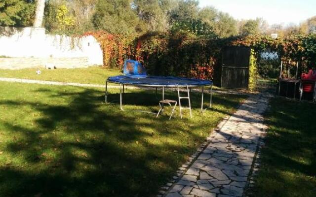 Vízparti Apartmanház