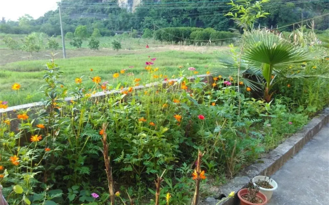 Yangshuo Pure Joy Resort