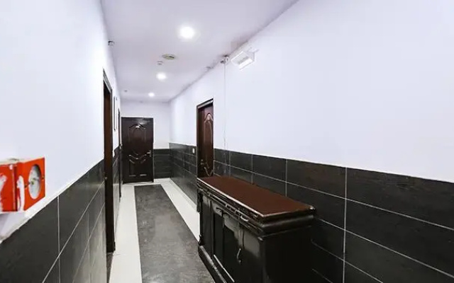 Hotel The Lazeez