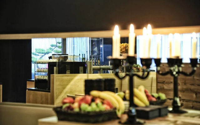 alpslodge LIFE.STYLE.HOTEL.FISS