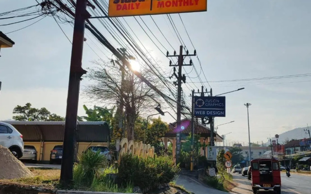 Orm Thong Apartment - SHA Plus