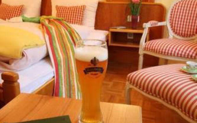 Hotel Burgwirt