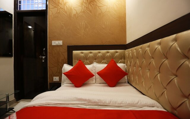 Mona Regency Hotel And Banquets by OYO Rooms