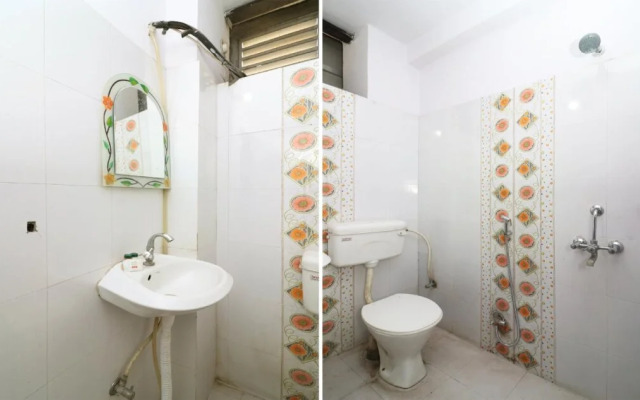 Shah Palace By OYO Rooms