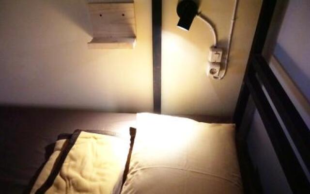 Happy Tree Hostel Yogyakarta