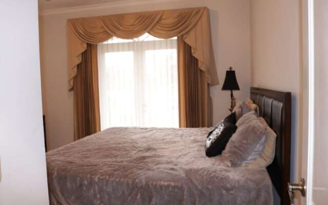 Deluxe Property in Cariari