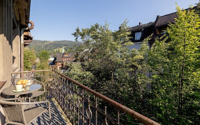 Apartments on Krupówki by Renters