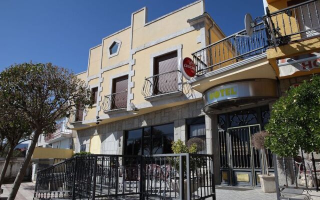 Hotel Restaurante El Pentágono