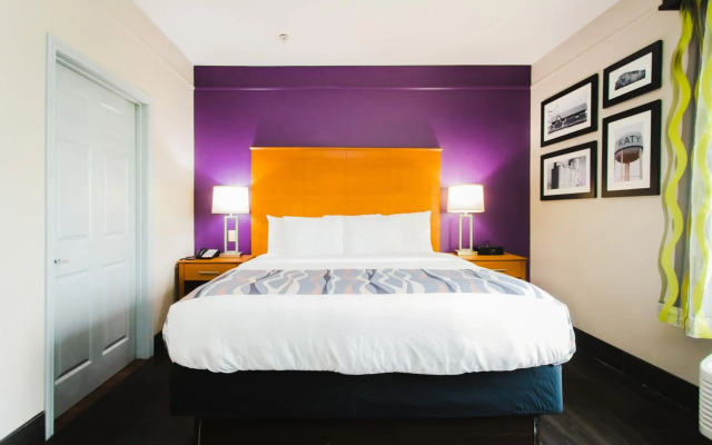 Palacio Royale Inn Signature Katy