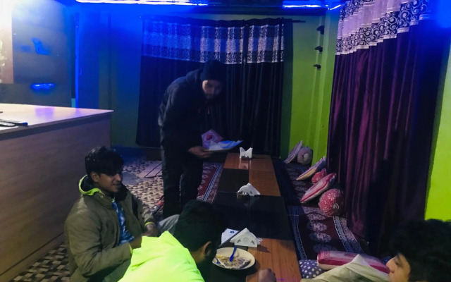 Blue star homestay kasol