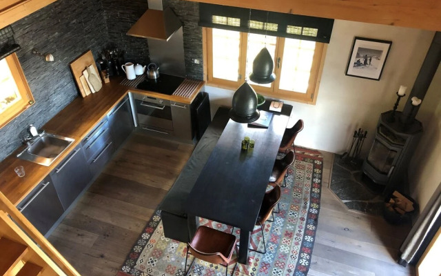 Mountain View Chalet In La Tzoumaz Near Ski Slopes