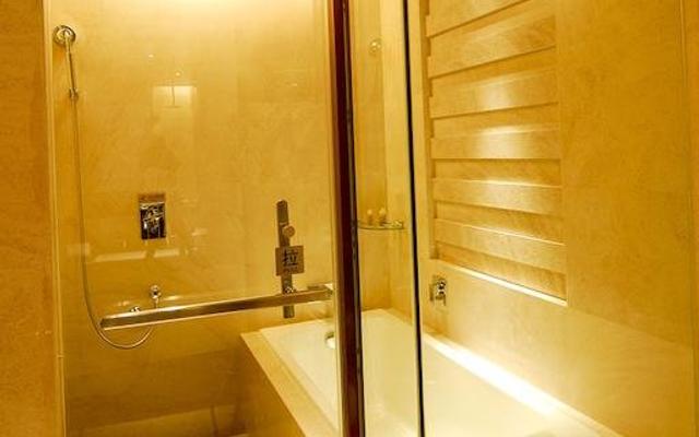Xi'an Banpo Lake Hotel