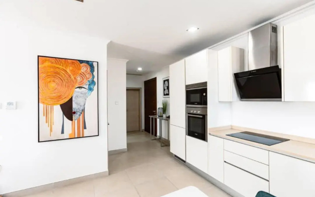 Luxurious Superior Room Space Available
