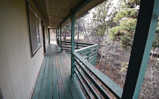 Bare Bear - Two Bedroom Cabin