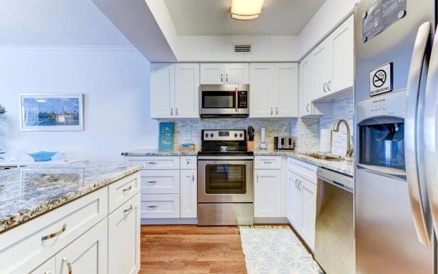 Sea Matanzas 2, 2 Bedrooms, Sleeps 6, Ocean Front, Pool, Wifi