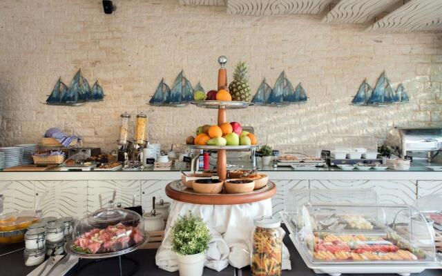 Melina Bay Boutique Hotel