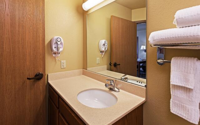 Candlewood Suites St Robert by IHG