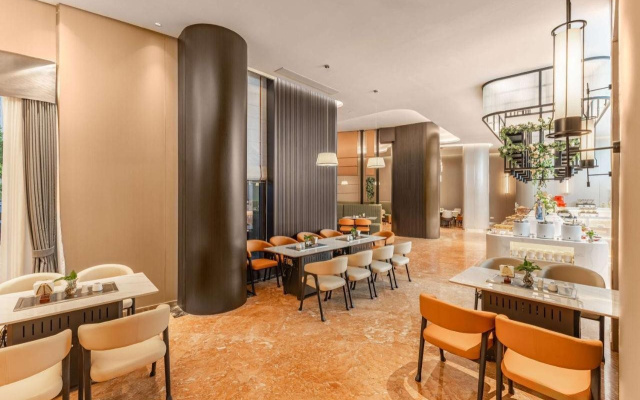 Ramada Plaza By Wyndham Wuhan Dongxi Lake