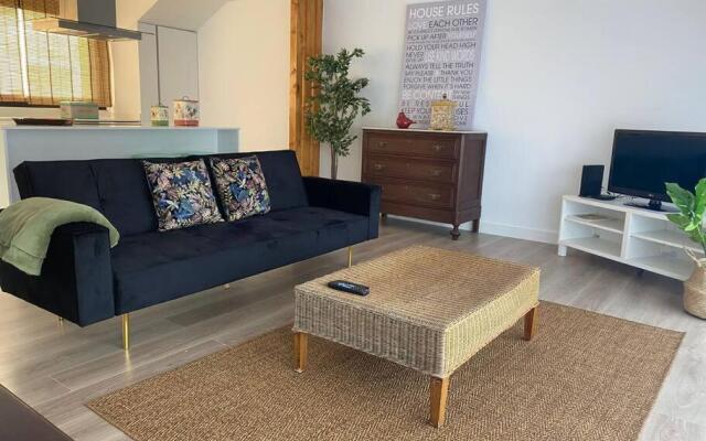 Seixal Old Town River View Apartment