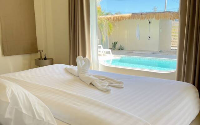 Meefan private pool villa