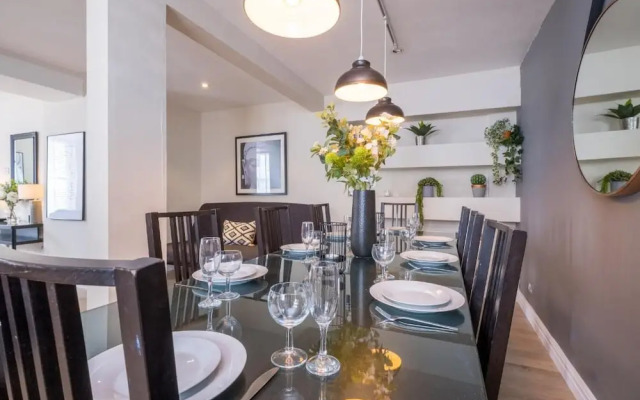 Super Smart Central Brighton Town House