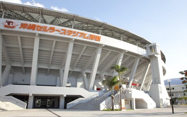 Okinawa Kariyushi LCH Izumizaki Kenchomae