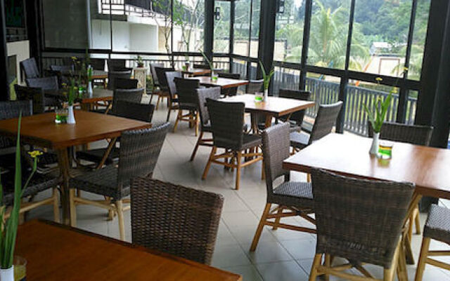 Kyriad Bumi Cikeas Bogor