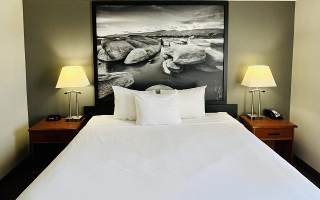 Super 8 by Wyndham Grande Prairie