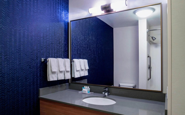 Fairfield Inn and Suites by Marriott Kelowna