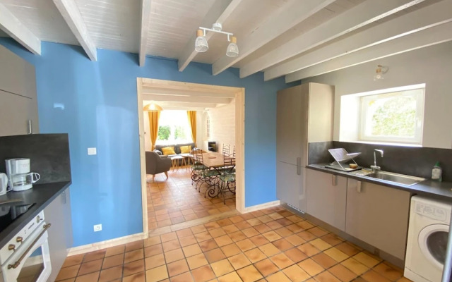 Charming Cottage Near Mont St. Michel Bay